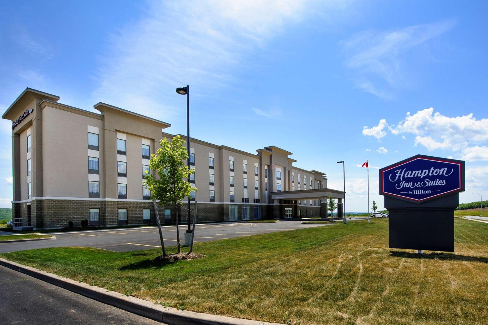 Hampton Inn & Suites Truro, Ns Exterior photo